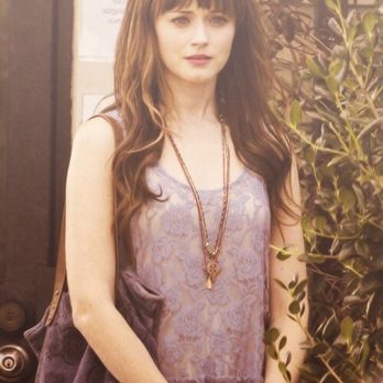 Carefree Hair Salons - The hair cut I asked for (I love Rory Gilmore's hair!!) - Hair Salons Near Me - Long Beach, California Carefree Hair Salons - The hair cut I asked for (I love Rory Gilmore's hair!!) - Hair Salons Near Me - Long Beach, California