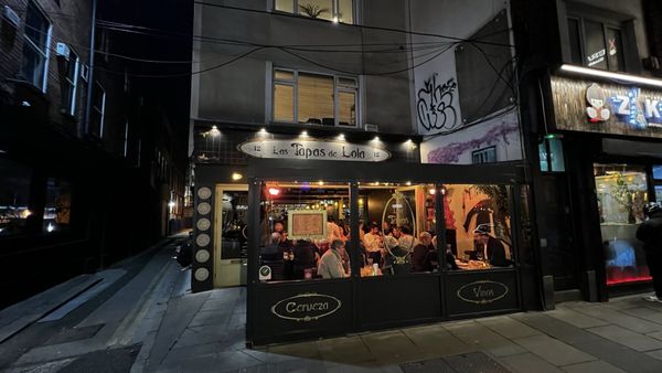 Las Tapas De Lola by null