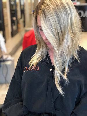 Lovella Salon by null