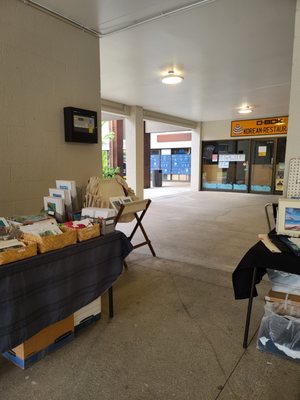 Manoa Marketplace by null