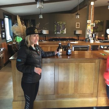MountNbarreL - Wine Tours Near Me - Hood River, Oregon MountNbarreL - Wine Tours Near Me - Hood River, Oregon