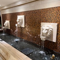 Hammock Beach Resort - Lobby Lion fountains