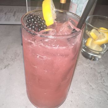 Laudy Bar & Craft Kitchen - Cocktail Bars Near Me - Fort Lauderdale, Florida Laudy Bar & Craft Kitchen - Cocktail Bars Near Me - Fort Lauderdale, Florida
