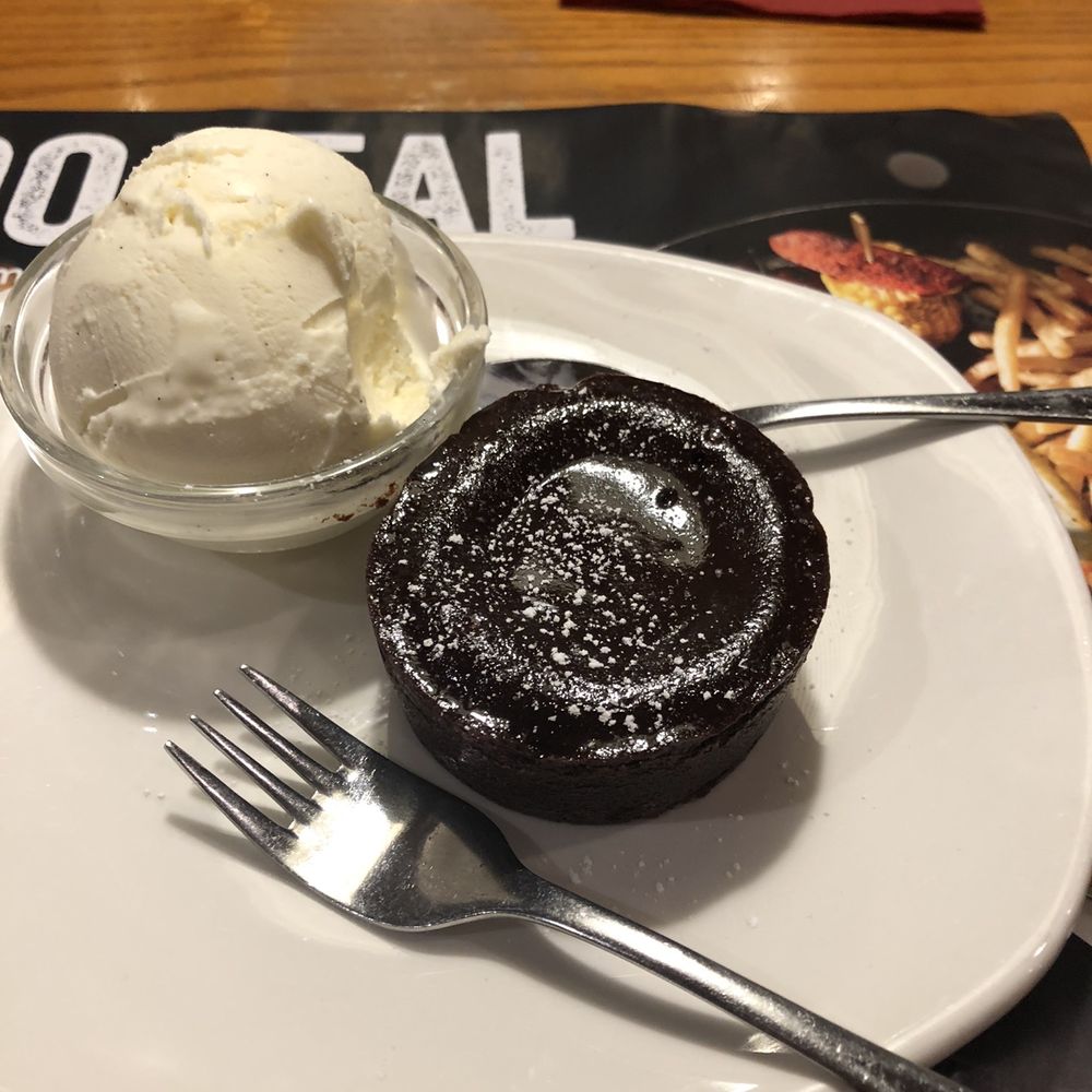 Maredo - Lava cake!!  Great!!! - Steakhouses Near Me - Bremen, HB