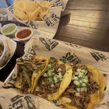 Beto's Tacos - Tacos Near Me - Suwanee, Georgia Beto's Tacos - Tacos Near Me - Suwanee, Georgia