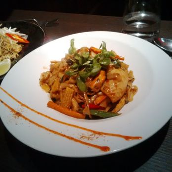 The Mango Tree - Seafood noodles - Thai Near Me - London, XGL The Mango Tree - Seafood noodles - Thai Near Me - London, XGL