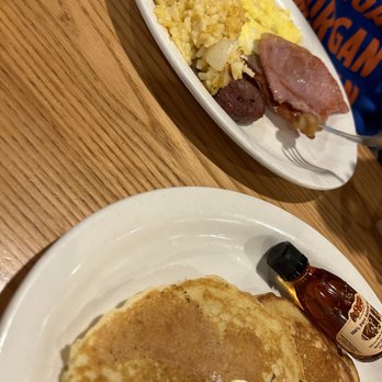 Cracker Barrel Old Country Store - Breakfast & Brunch Near Me - West Palm Beach, Florida Cracker Barrel Old Country Store - Breakfast & Brunch Near Me - West Palm Beach, Florida