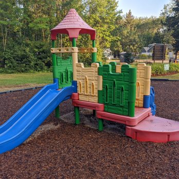 Circle Of Fun Playground - Playgrounds Near Me - Auburn, New Hampshire