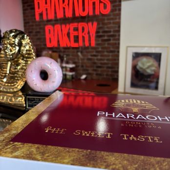 Pharaoh’s Bakery - Counter pick up while waiting for my coffee - Donuts Near Me - Saint Louis, Missouri Pharaoh’s Bakery - Counter pick up while waiting for my coffee - Donuts Near Me - Saint Louis, Missouri