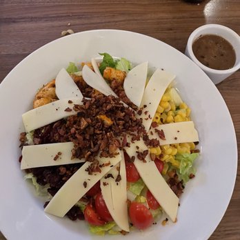 Mamma Santina Pizzeria - Country Salad - Pizza Near Me - Brightwaters, New York Mamma Santina Pizzeria - Country Salad - Pizza Near Me - Brightwaters, New York