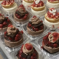 Baby Cakes 805 - Chocolate chip cherry and strawberry shortcake cheesecake