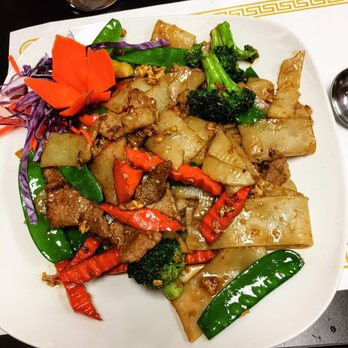Thai Recipes Restaurant - Pad see ew - Thai Near Me - Indianapolis, Indiana Thai Recipes Restaurant - Pad see ew - Thai Near Me - Indianapolis, Indiana