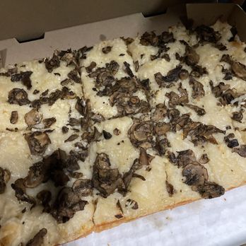 Crispelli's Bakery & Pizzeria - Wild mushroom pizza - Italian Near Me - West Bloomfield, Michigan Crispelli's Bakery & Pizzeria - Wild mushroom pizza - Italian Near Me - West Bloomfield, Michigan