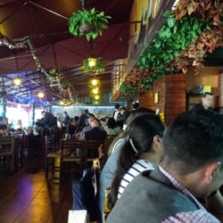 Asado del Valle - El lugarves bastabte amplio, apkuca para grupos grandes