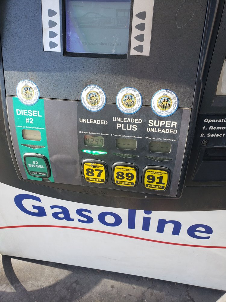 BROADWAY GAS & WASH 18 Photos & 16 Reviews 498 Broadway, Chula