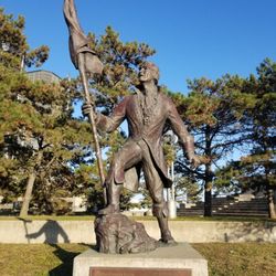 Antoine de Lamothe Cadillac Statue