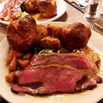 The Cricketers - Sunday beef roast - Pubs Near Me - Cobham, SRY The Cricketers - Sunday beef roast - Pubs Near Me - Cobham, SRY