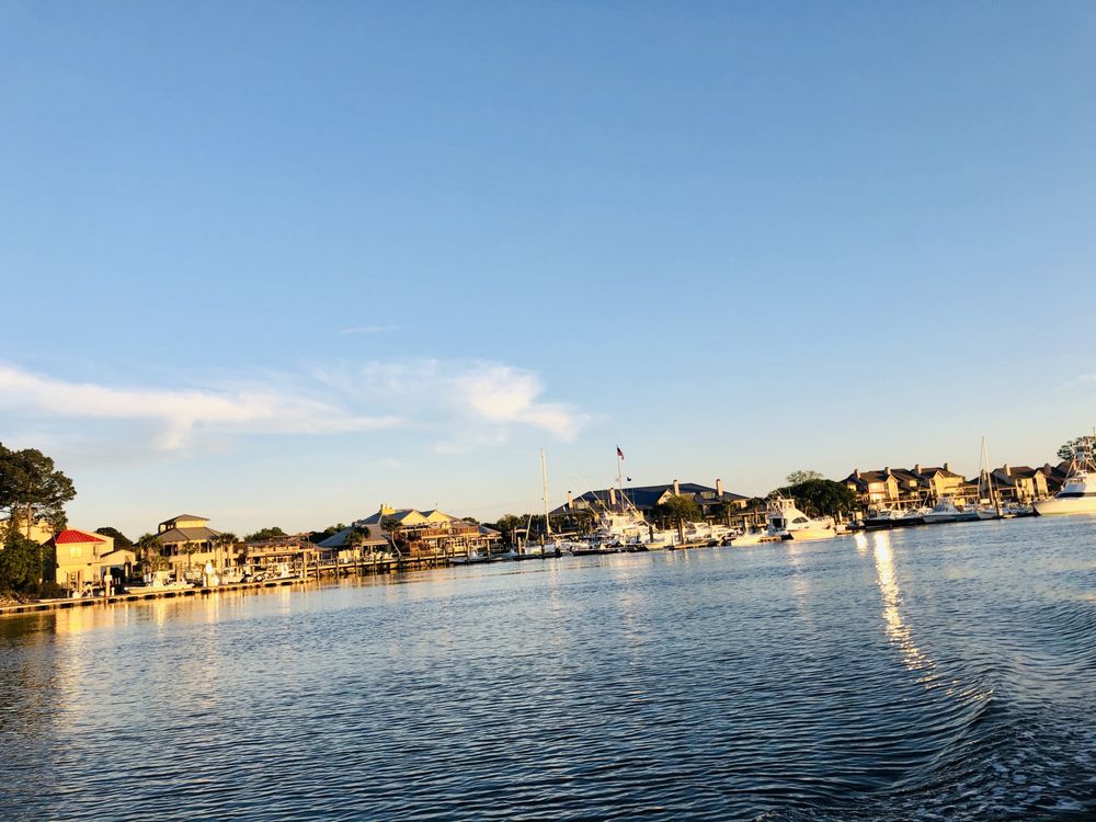 BOHICKET MARINA AND MARKET Updated April 2024 84 Photos & 11