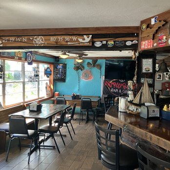 Shipwreck's Bar & Grill - Inside and bar - Seafood Near Me - Key Largo, Florida Shipwreck's Bar & Grill - Inside and bar - Seafood Near Me - Key Largo, Florida