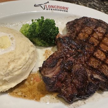 LongHorn Steakhouse - Steakhouses Near Me - Seekonk, Massachusetts LongHorn Steakhouse - Steakhouses Near Me - Seekonk, Massachusetts