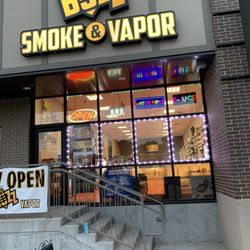 Buzz Smoke & Vapor - Buzz Smoke & Vapor in the evening