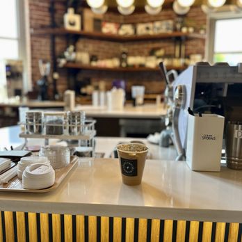 Electrica Coffee - Coffee & Tea Near Me - Portland, Oregon