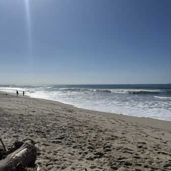 Mandalay Beach - Beaches Near Me - Oxnard, California