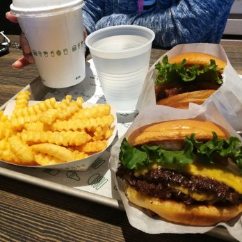 Shake Shack Perimeter Mall - Burgers Near Me - Atlanta, Georgia Shake Shack Perimeter Mall - Burgers Near Me - Atlanta, Georgia