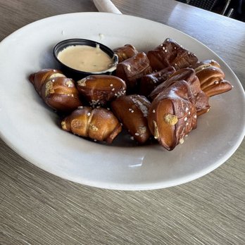 River Rocks Dining Dockside - Pretzel bites - Seafood Near Me - Rockledge, Florida