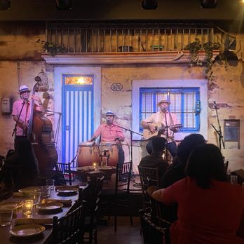 Cafe La Trova - Live entertainment - Cocktail Bars Near Me - Miami, Florida