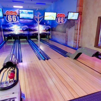 Enchanted Castle - Mini bowling - Amusement Parks Near Me - Lombard, Illinois