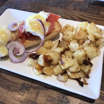 First Watch - Eggs Benedict with smoke salmon - Breakfast & Brunch Near Me - North Miami Beach, Florida