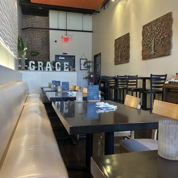 Grace Thai Downtown - Chandler - Seating - Thai Near Me - Chandler, Arizona