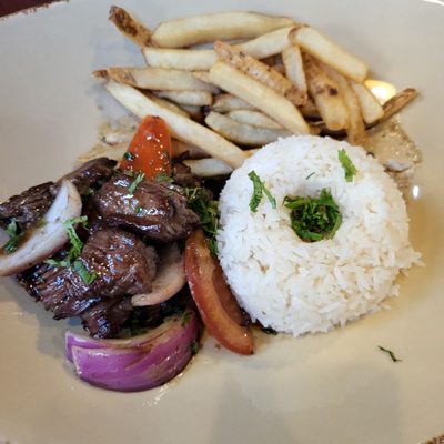 Señor Carbón Peruvian Cuisine by null