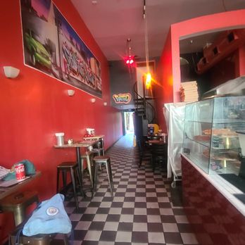 Graffiti pizza - Pizza Near Me - Oakland, California
