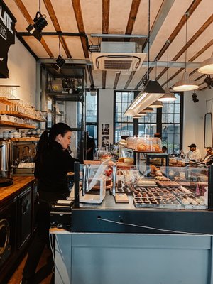 Italian Bear Chocolate - Soho by null