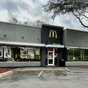 McDonald's - January 6, 2024 - Fast Food Near Me - Saint Johns, Florida