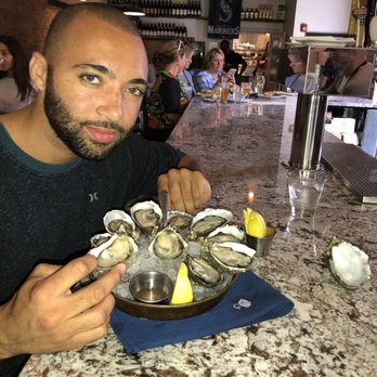 Taylor Shellfish Oyster Bar - Seafood Near Me - Seattle, Washington