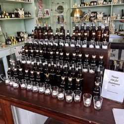 Custom oil perfume bar