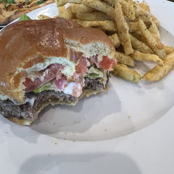 Neighbors 828 Artisan Kitchen - This burgers tastes like my uncle cooked in his back yard. It's perfect - Salad Near Me - Sherrills Ford, North Carolina Neighbors 828 Artisan Kitchen - This burgers tastes like my uncle cooked in his back yard. It's perfect - Salad Near Me - Sherrills Ford, North Carolina