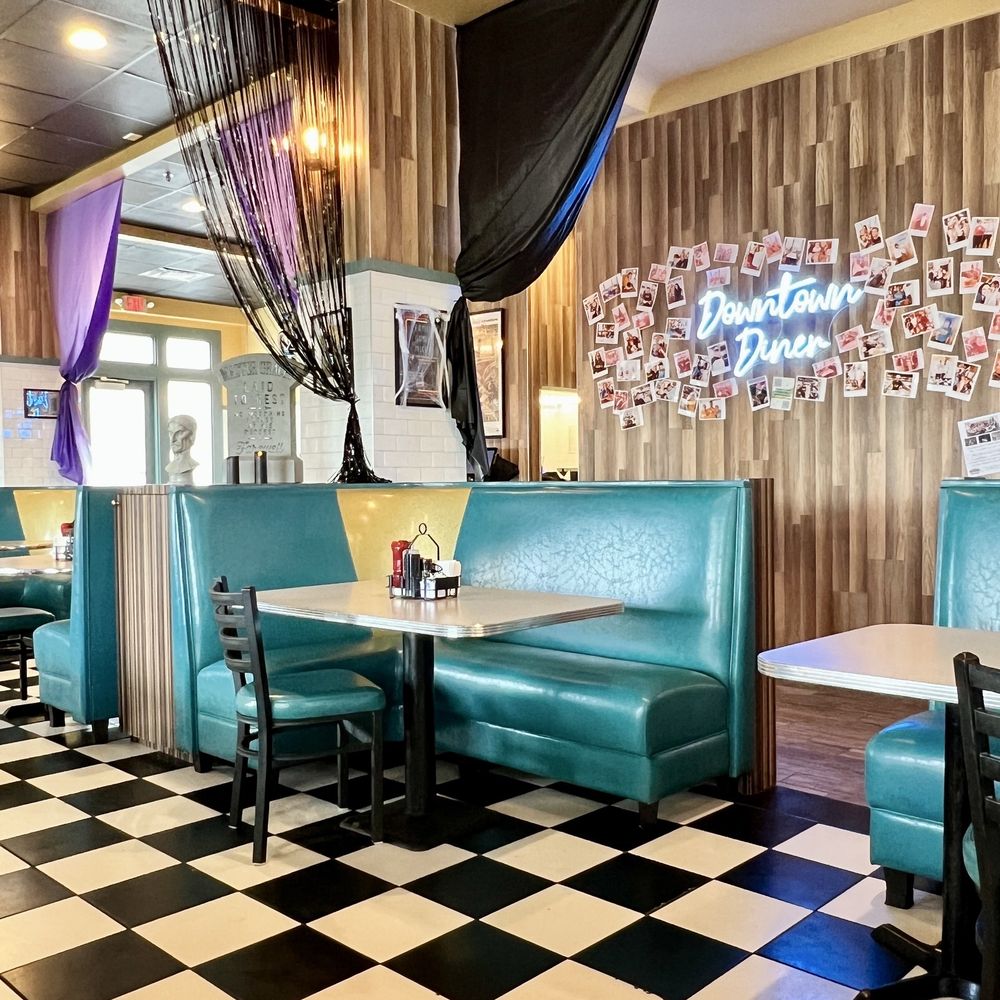 Downtown Diner - Corner Booth - Diners Near Me - Celebration, Florida Downtown Diner - Corner Booth - Diners Near Me - Celebration, Florida