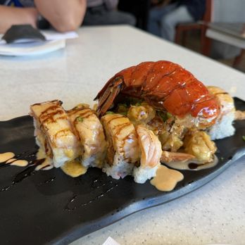 Kakuna Sushi - Sushi Bars Near Me - San Leandro, California