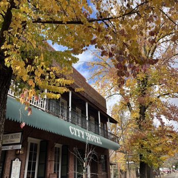 Columbia State Historic Park - Walking the old town - Parks Near Me - Columbia, California