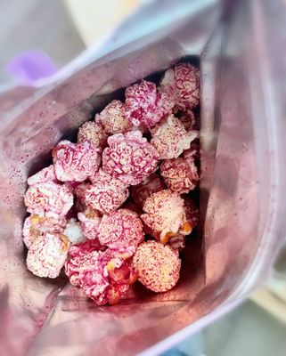 Winnie Superette by null