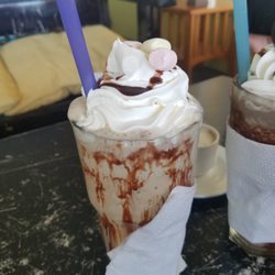 Café Colucci - Colucci Frappe (chocolate mint)