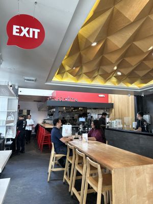 Tatsu Ramen by null