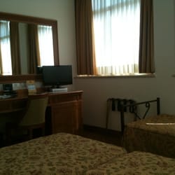 Sunrise Hotel Roma