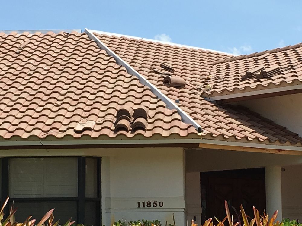 Slide of Glades Edge Roofing