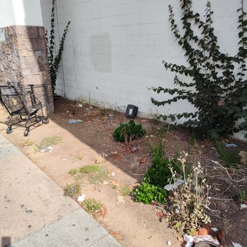 CVS Pharmacy - Trash all over - Drugstores Near Me - Los Angeles, California