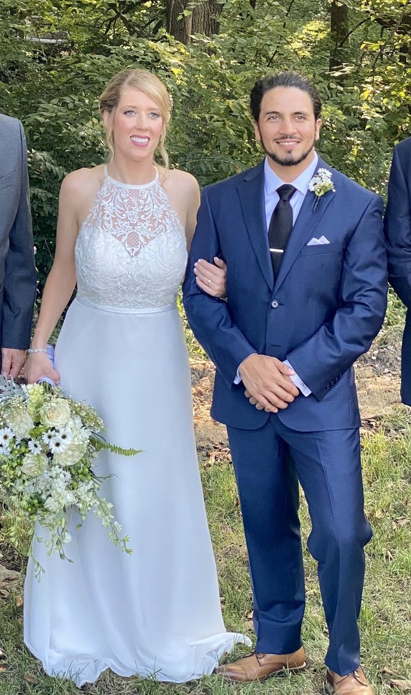 FINE STITCH Updated October 2024 21 Photos & 13 Reviews 1851 Merriam Ln, Kansas City